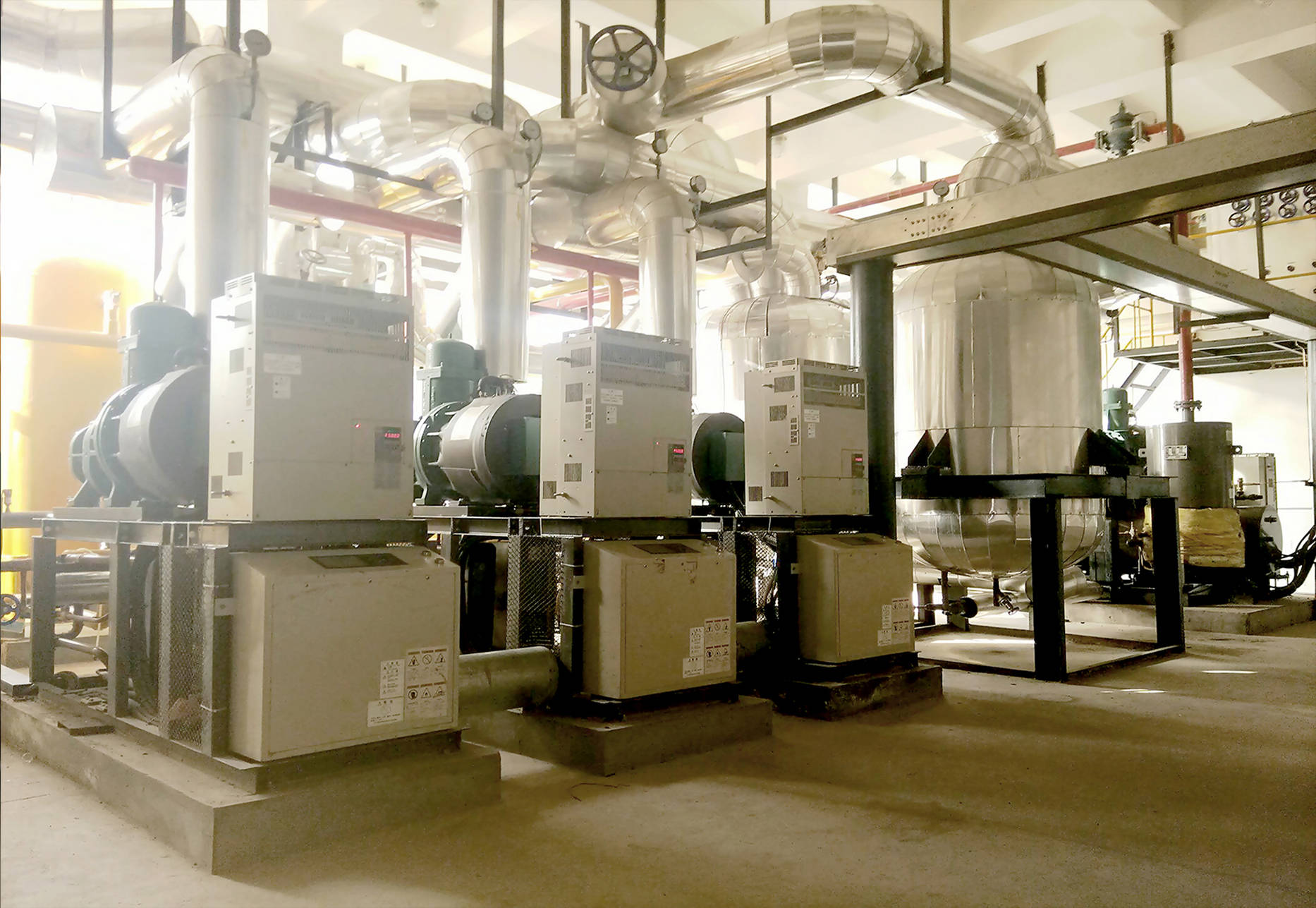 冷庫工程中制冷機(jī)房的設(shè)計(jì)_壓縮機(jī)_設(shè)備_自動(dòng)控制